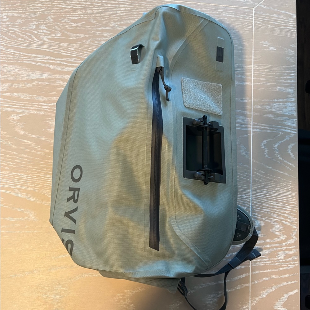Orvis Pro Waterproof Fly Fishing Sling Pack